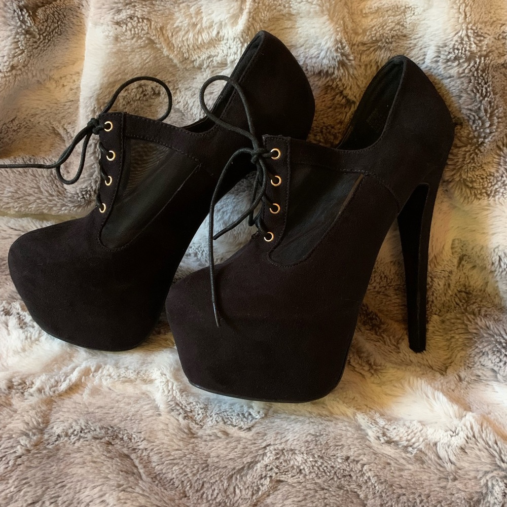 Black Faux Suede & Mesh Lace-Up Pumps - Picture 1 of 3